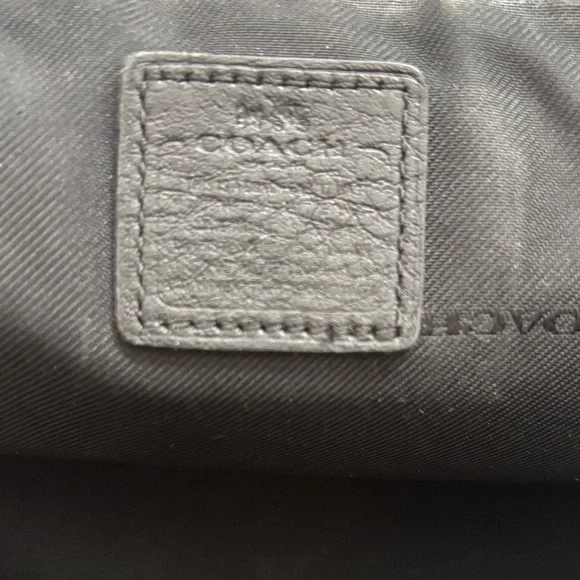 Coach Large Leather Cosmetic Pouch - Picture 2 of 6